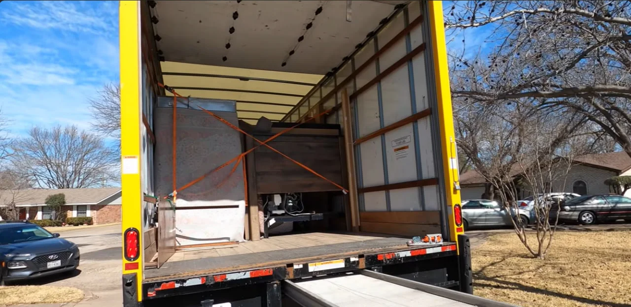 Loading sequence for commercial moving